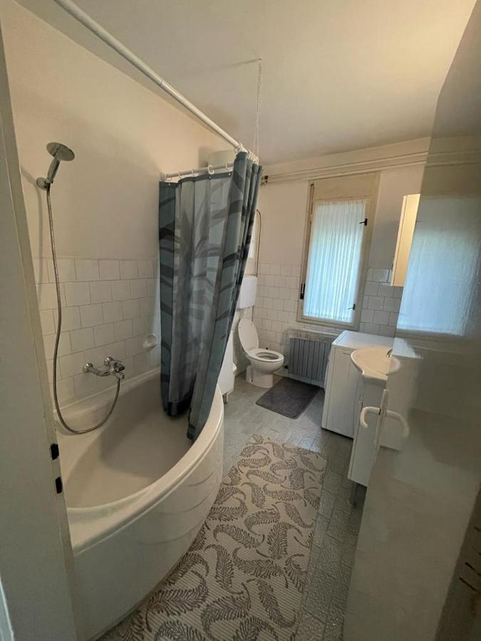 Appartamento Apartman Pcelica Pola Esterno foto