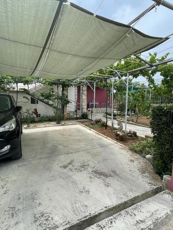 Appartamento Apartman Pcelica Pola Esterno foto