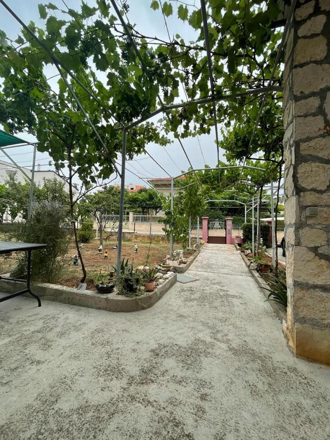 Appartamento Apartman Pcelica Pola Esterno foto